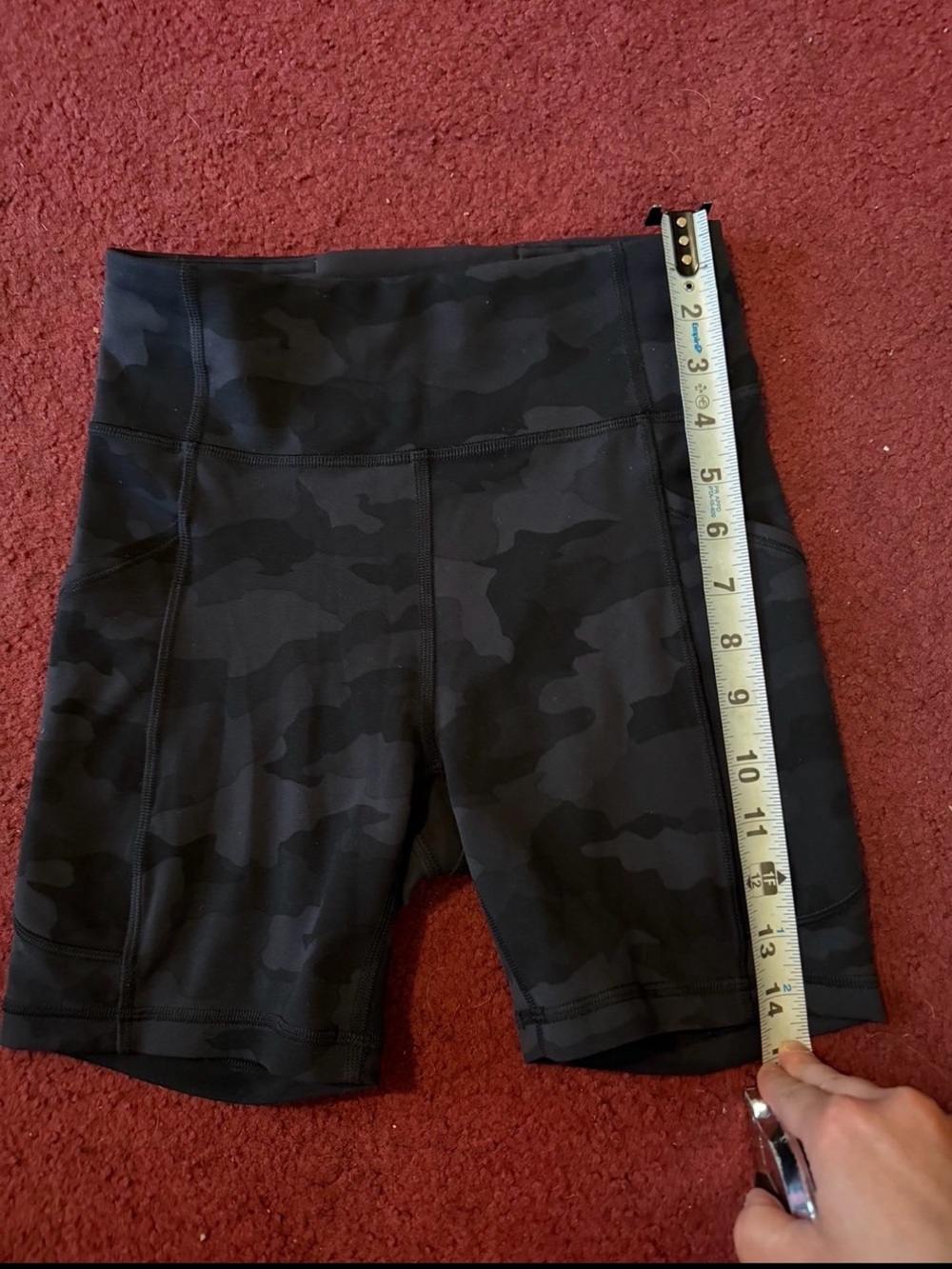 Lululemon Invigorate high rise Black Camo Women’s Active Shorts 6”